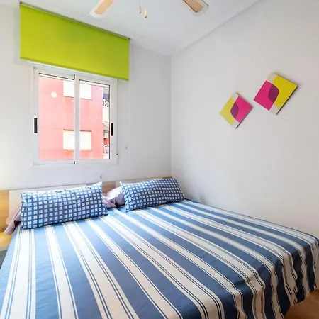 Precioso Soleado, Con Piscina, Cerca Del Mar Torrevieja