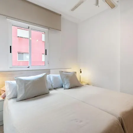 Precioso Soleado, Con Piscina, Cerca Del Mar Torrevieja