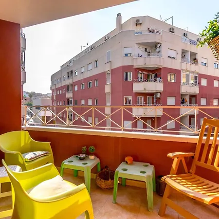 Precioso Soleado, Con Piscina, Cerca Del Mar Апартаменты Торевьиа